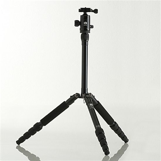 Tripé Sirui T-005 KX com Cabeça BallHead C10x - Cor  Preto Tripé Sirui T-005 KX com Cabeça BallHead C10x - Cor  Preto