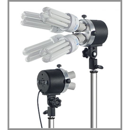 Iluminador com 4 bocais para lâmpadas E-27 Luz Fria Iluminador com 4 bocais para lâmpadas E-27 Luz Fria