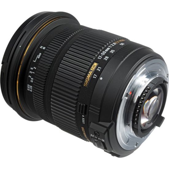 Objetiva Sigma 17-50mm f/2.8 EX DC OS HSM para Nikon Objetiva Sigma 17-50mm f/2.8 EX DC OS HSM para Nikon