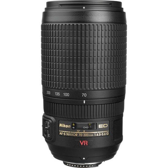 Objetiva Nikon 70-300mm F/4.5-5.6G IF-ED AF-s VR