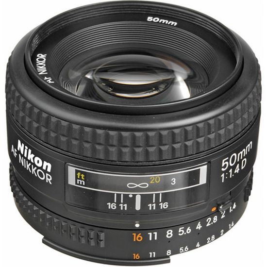 Objetiva Nikon 50mm f/1.4 D
