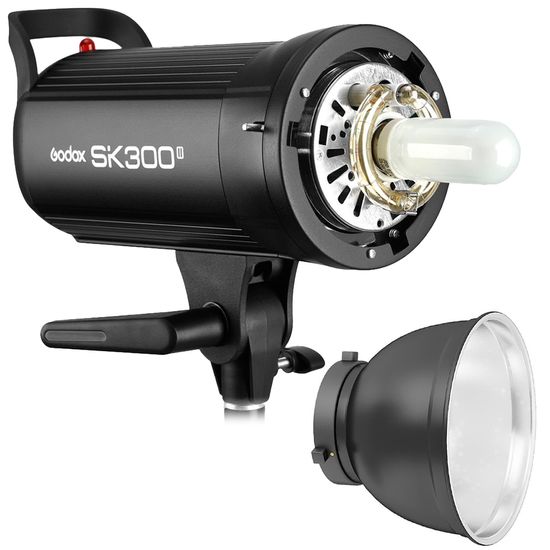 Flash Tocha Estúdio Godox Sk300 Ii 220v + Panela Refletora 18cm Flash Tocha Estúdio Godox Sk300 Ii 220v + Panela Refletora 18cm