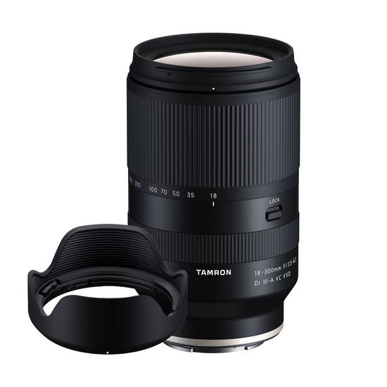 Objetiva Tamron 18-300mm F/3.5-6.3 Di Iii-a Vc Vxd Para Sony E Objetiva Tamron 18-300mm F/3.5-6.3 Di Iii-a Vc Vxd Para Sony E