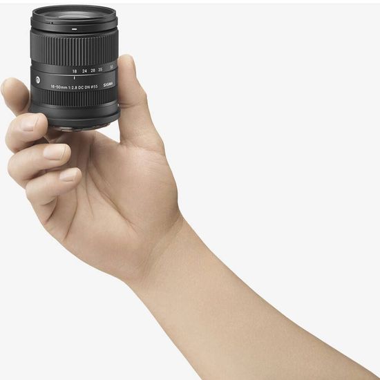 Objetiva Sigma 18-50mm F/2.8 Dc Dn Contemporary Para Sony E