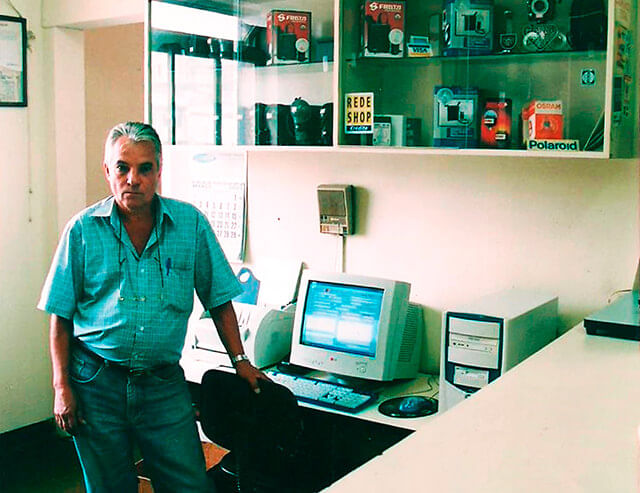 timeline-outubro-2004.jpg